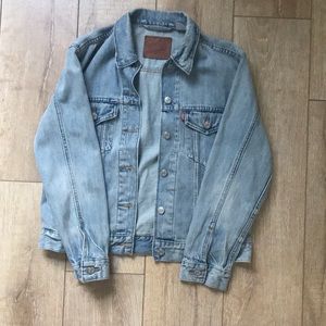 Levi’s Ex-boyfriend Trucker Denim Jacket